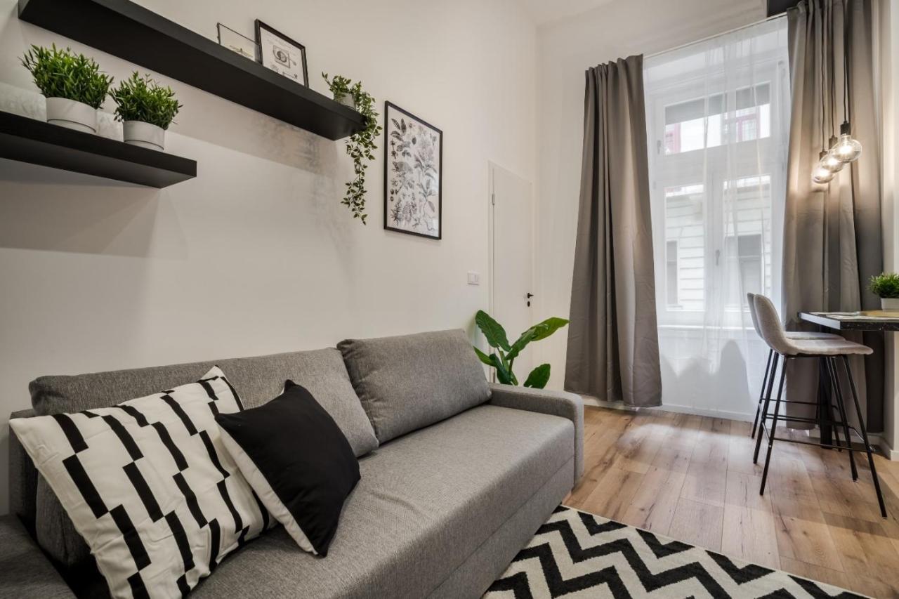 E32 - Oktogon Panorama Suite - Best Location - By Bqa Budapest Exterior foto