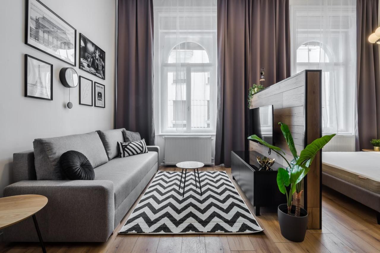 E32 - Oktogon Panorama Suite - Best Location - By Bqa Budapest Exterior foto