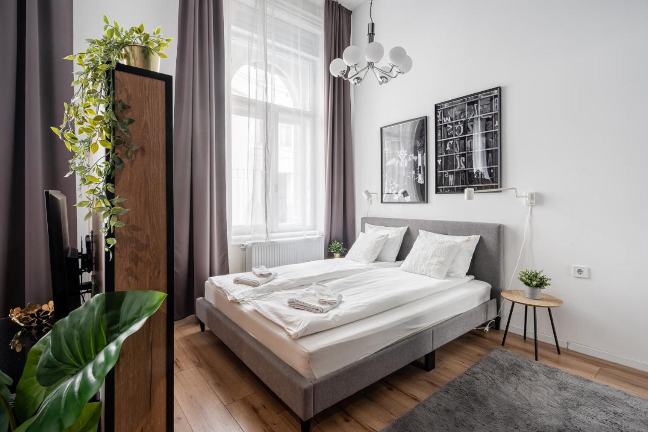E32 - Oktogon Panorama Suite - Best Location - By Bqa Budapest Exterior foto